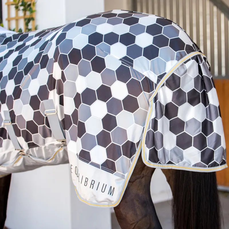 Equilibrium Products Field Relief Fly Rug-2