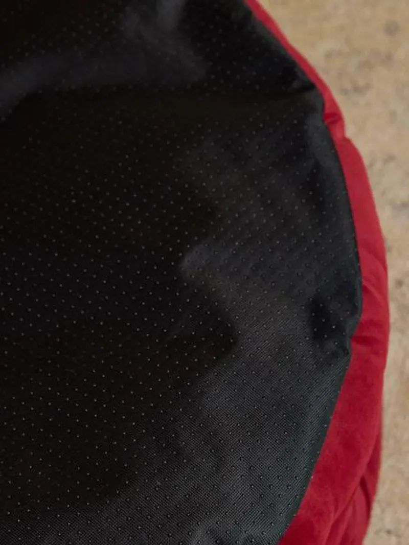 Joules Chesterfield Dog Bed Burgundy-1