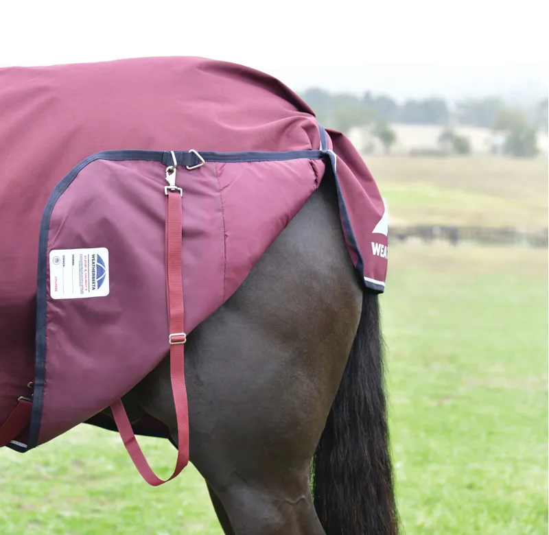 Weatherbeeta ComFiTech Essential Turnout Rug Detach-A-Neck 220g Burgundy/Navy-4