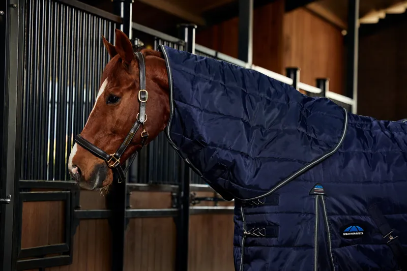Weatherbeeta ComFiTech PP Channel Quilt Stable Rug Detach-A-Neck 220g Navy/Charcoal-3