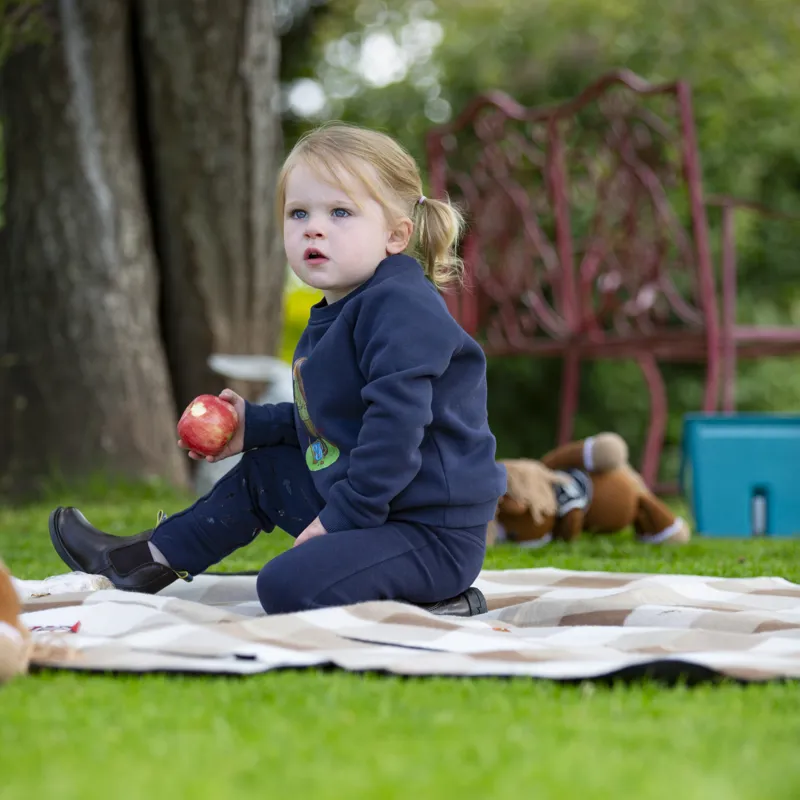 Winnie And Me Sweatshirt Navy-2
