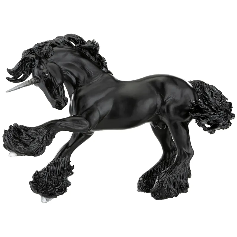Breyer Tradtional Obsidian
