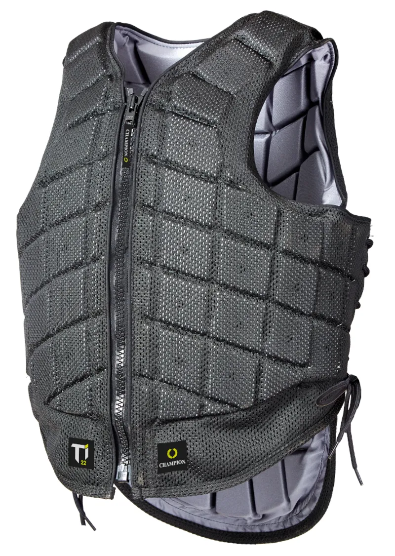 Champion Childs Titanium Ti22 Body Protector Black-1