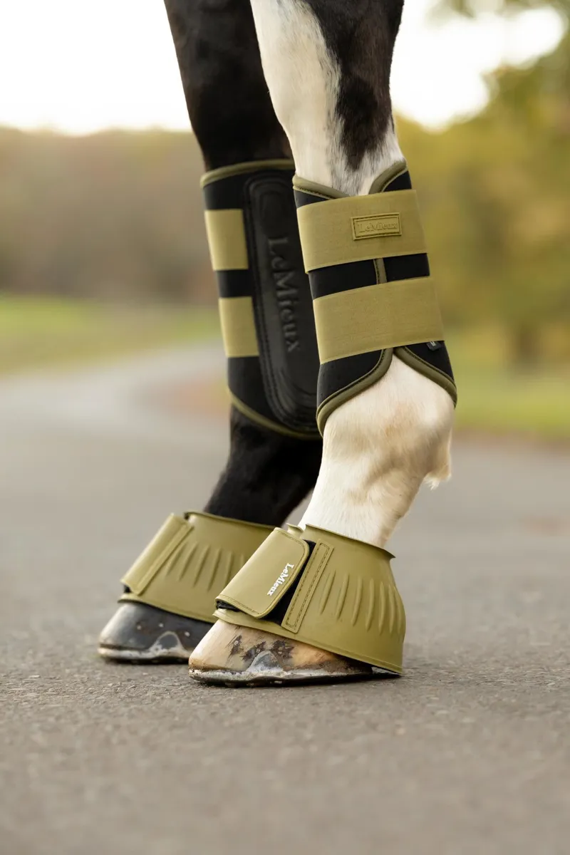 LeMieux Rubber Bell Boots Gooseberry-1