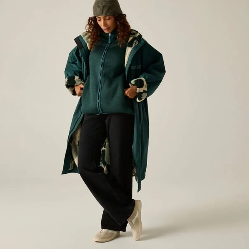 Regatta Adults Waterproof Robe Deep Pine/Brush Stroke Camo-3