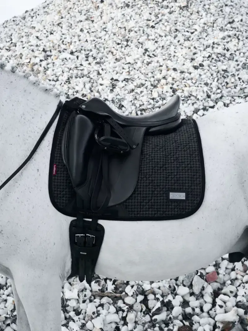 LeMieux Aspen Dressage Square Houndstooth-1